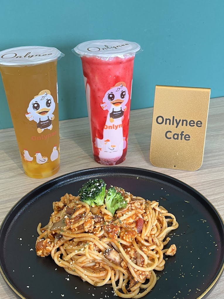 A Pawsome Day Out: Exploring JB