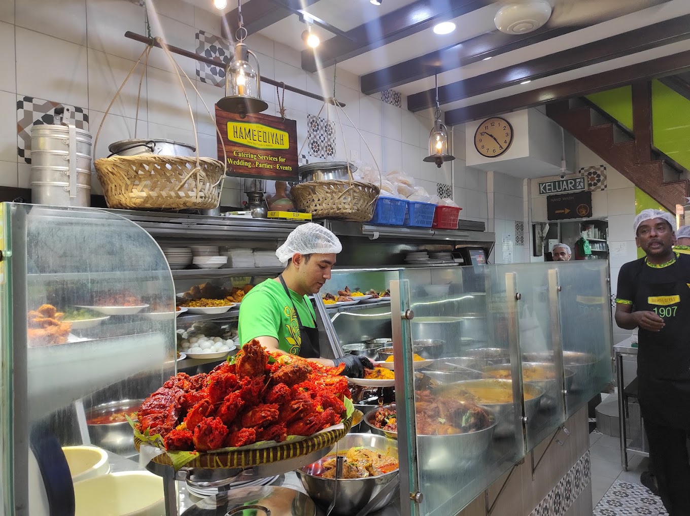 Savor the Flavors: Top 10 Iconic Food Spots in Penang 