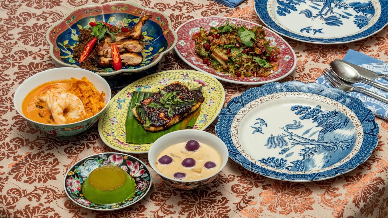 Savor the Flavors: Top 10 Iconic Food Spots in Penang 