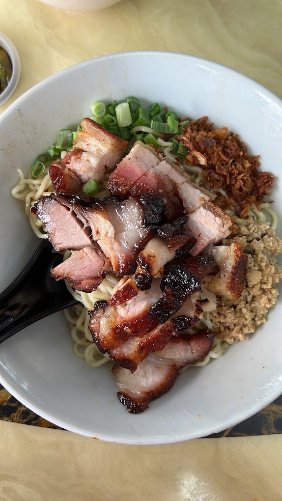 KLs Best Street Food: 8 Must-Try Spots for Food Lovers 