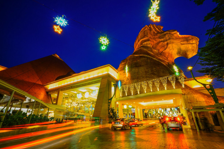Kuala Lumpurs Top 10 Shopping Malls: Retail Bliss Awaits 