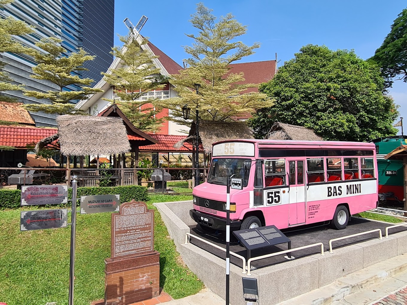 Discover the Heart of Kuala Lumpur: A 3-Day, 2-Night Adventure 